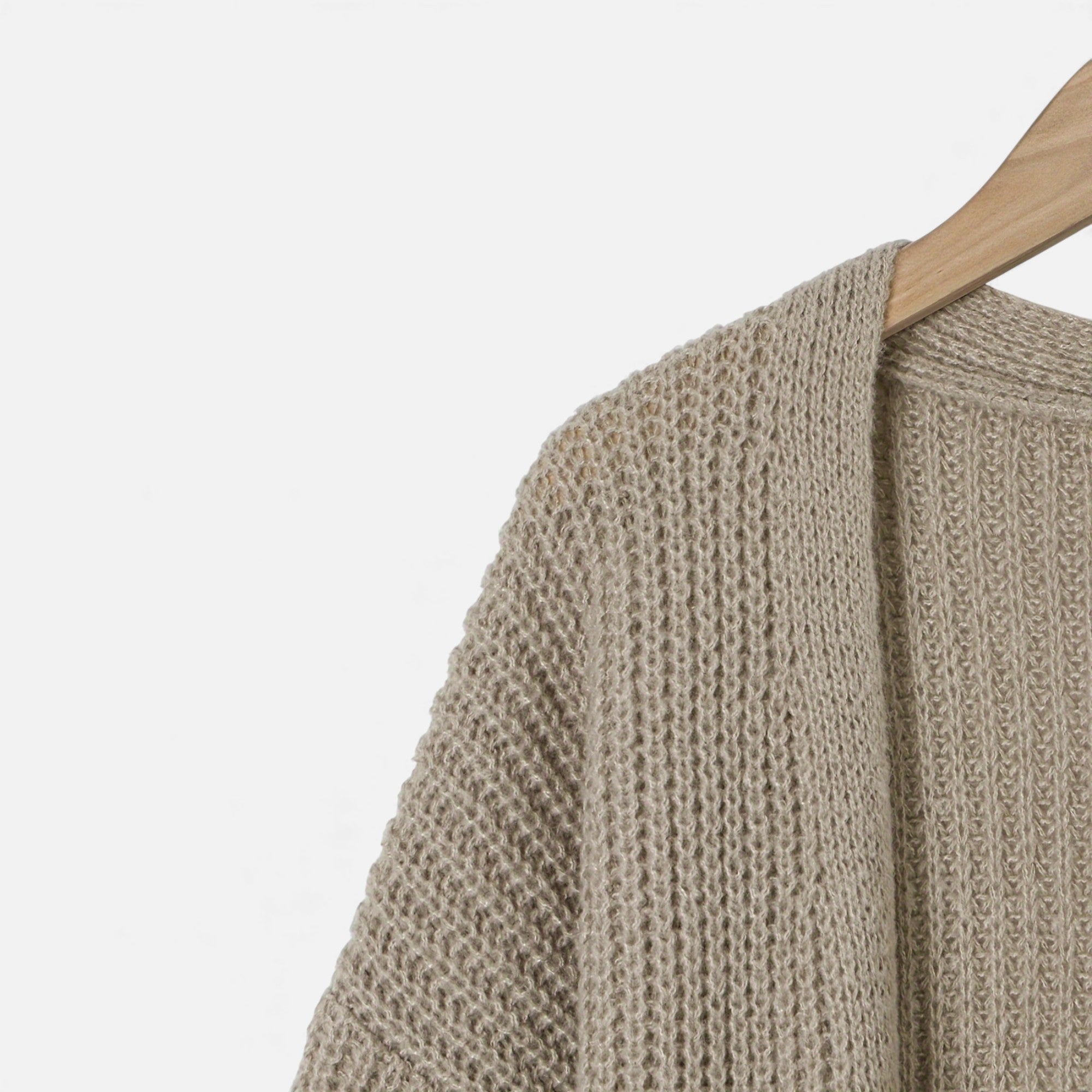 Zarenzio | Women’s Heritage Ribbed V-Neck Cardigan