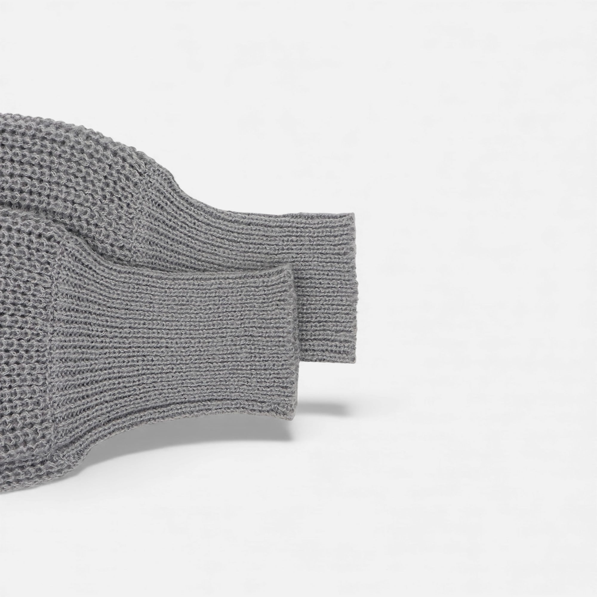 Zarenzio | Women’s Heritage Ribbed V-Neck Cardigan